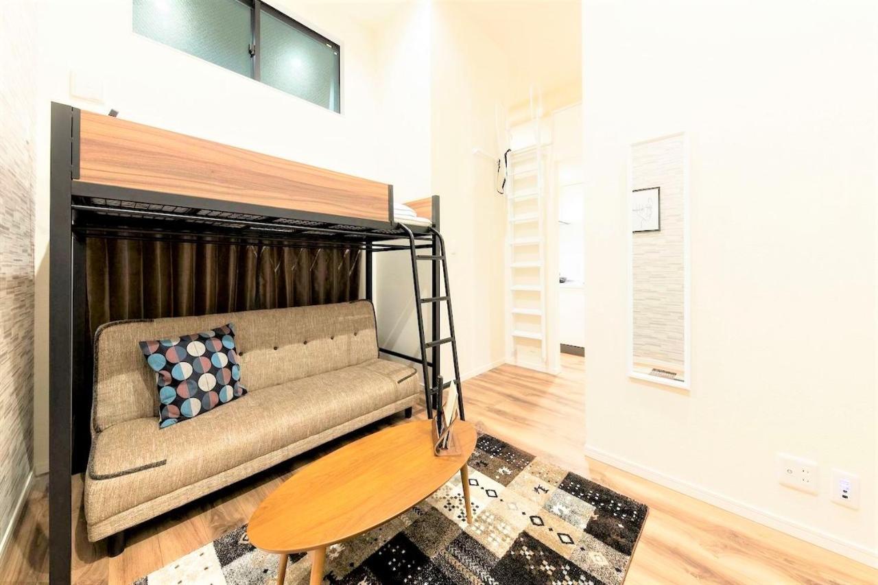 Ferienwohnung Trip Pod Chiyo B Hakata  Exterior foto